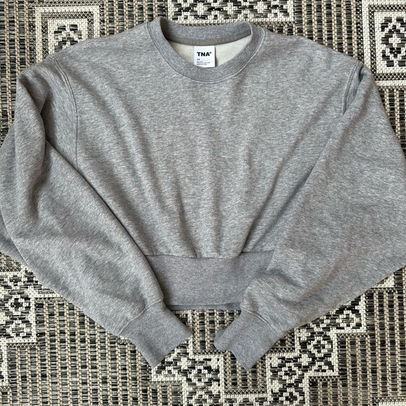 TNA Oversized Cropped Crewneck - Picture 1 of 3